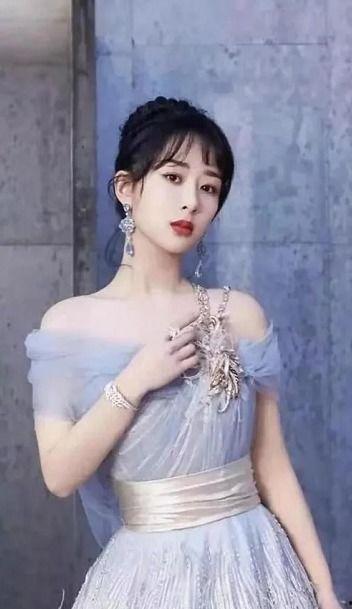 网红杨紫紫,从流量小花到实力派演员的蜕变之路